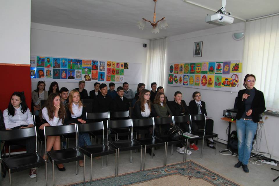 Activitatea „Vreau să știu mai multe despre Europa”, la Seminarul Teologic din Dorohoi