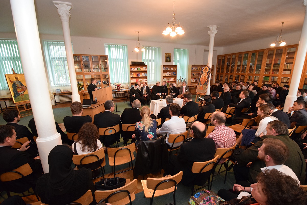 Prima zi de comunicări a Simpozionului Internațional „Dumitru Stăniloae”