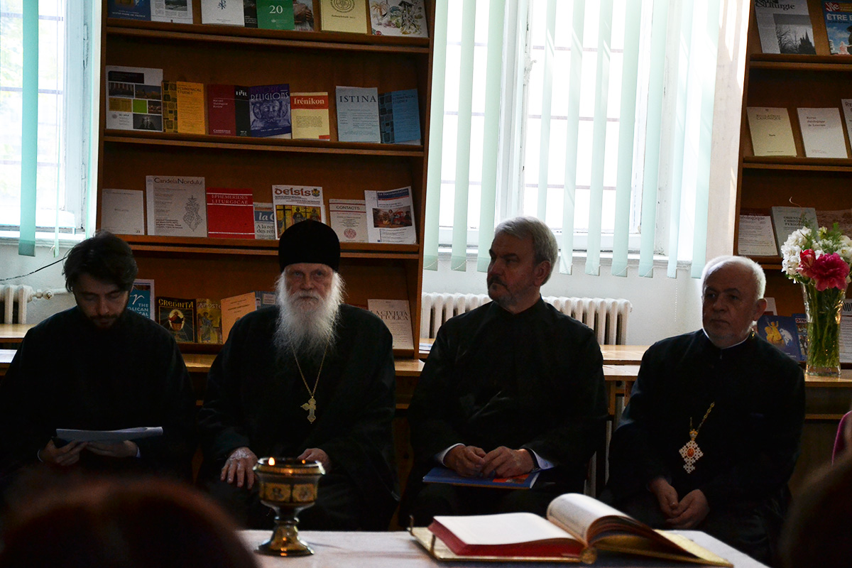 Simpozionul Facultății de Teologie din Iași este în plină desfășurare
