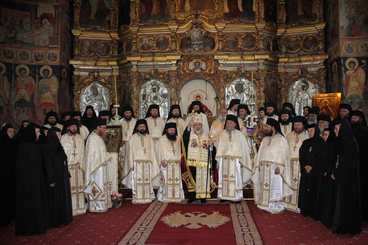 Sinaxă monahală la Centrul Eparhial Roman