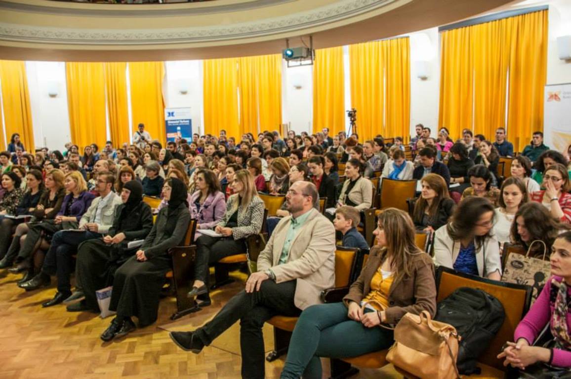 Dezvoltăm sau distrugem atenția copiilor noștri?