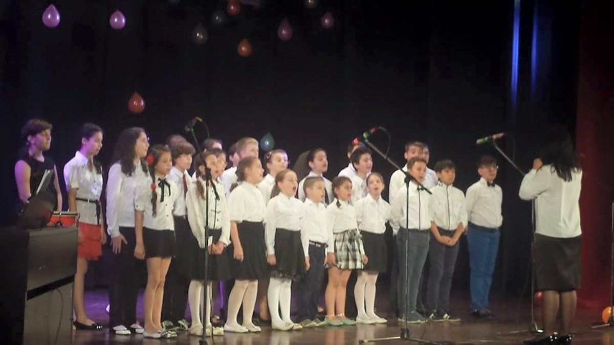 O mână întinsă pentru copiii de la centrele de zi „Casa Mia Inculeț” și „Sfânta Marina” O mână întinsă pentru copiii de la centrele de zi „Casa Mia Inculeț” și „Sfânta Marina”