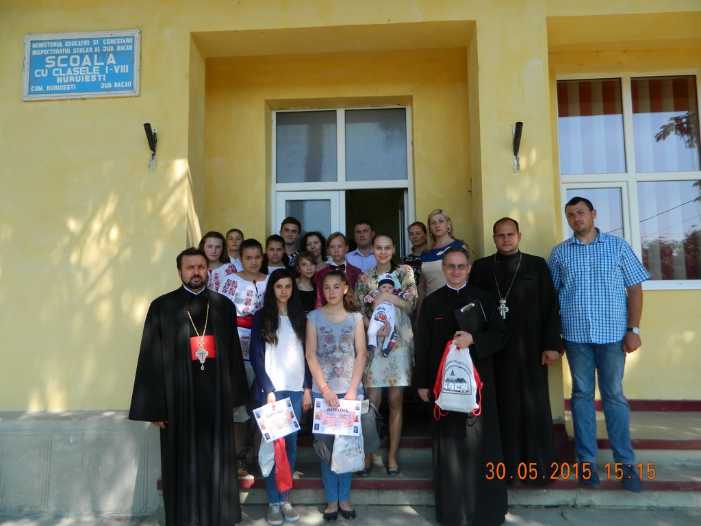 Concurs de eseuri și desene, în Protopopiatul Sascut