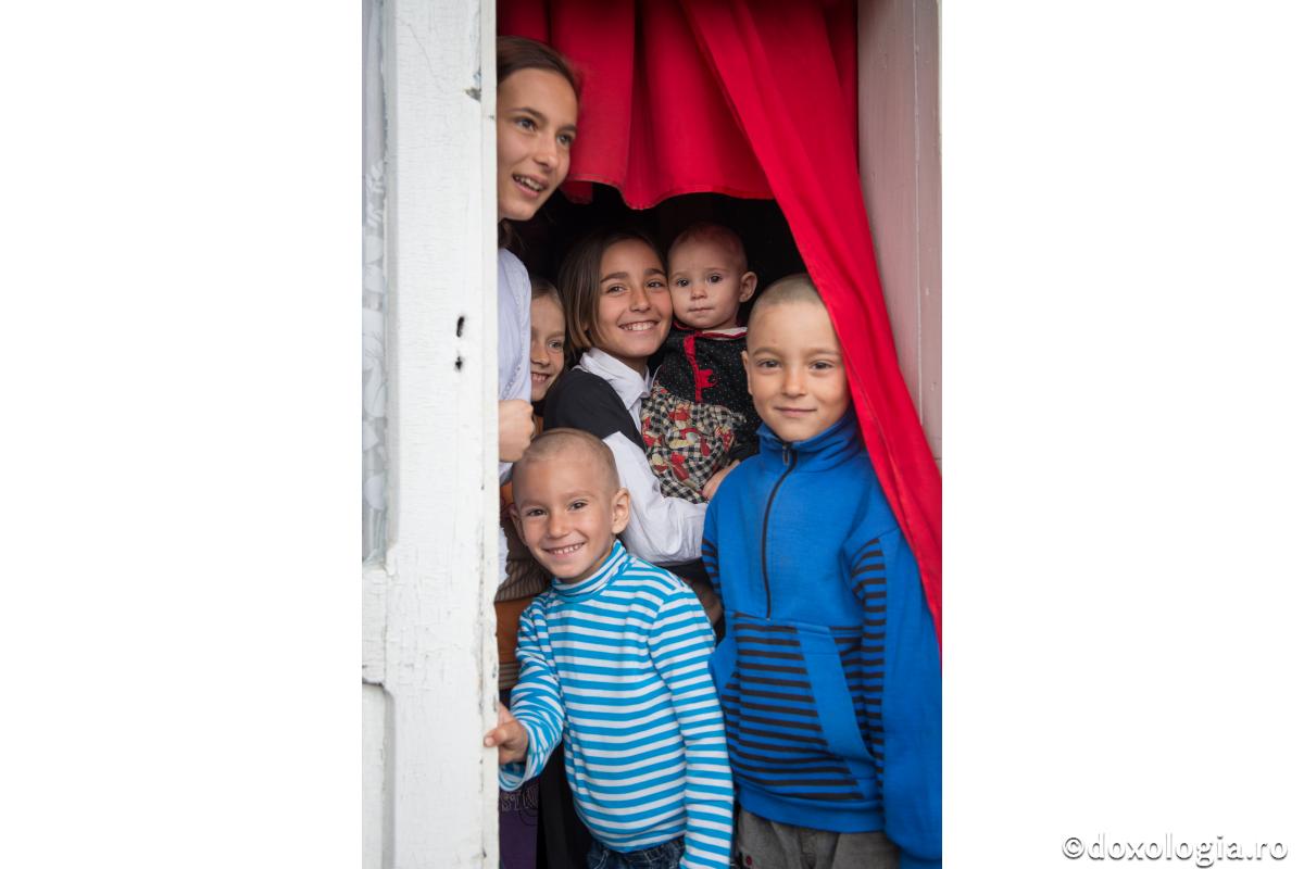 Sfinţii sunt copiii noştri, sunt măsura familiilor noastre