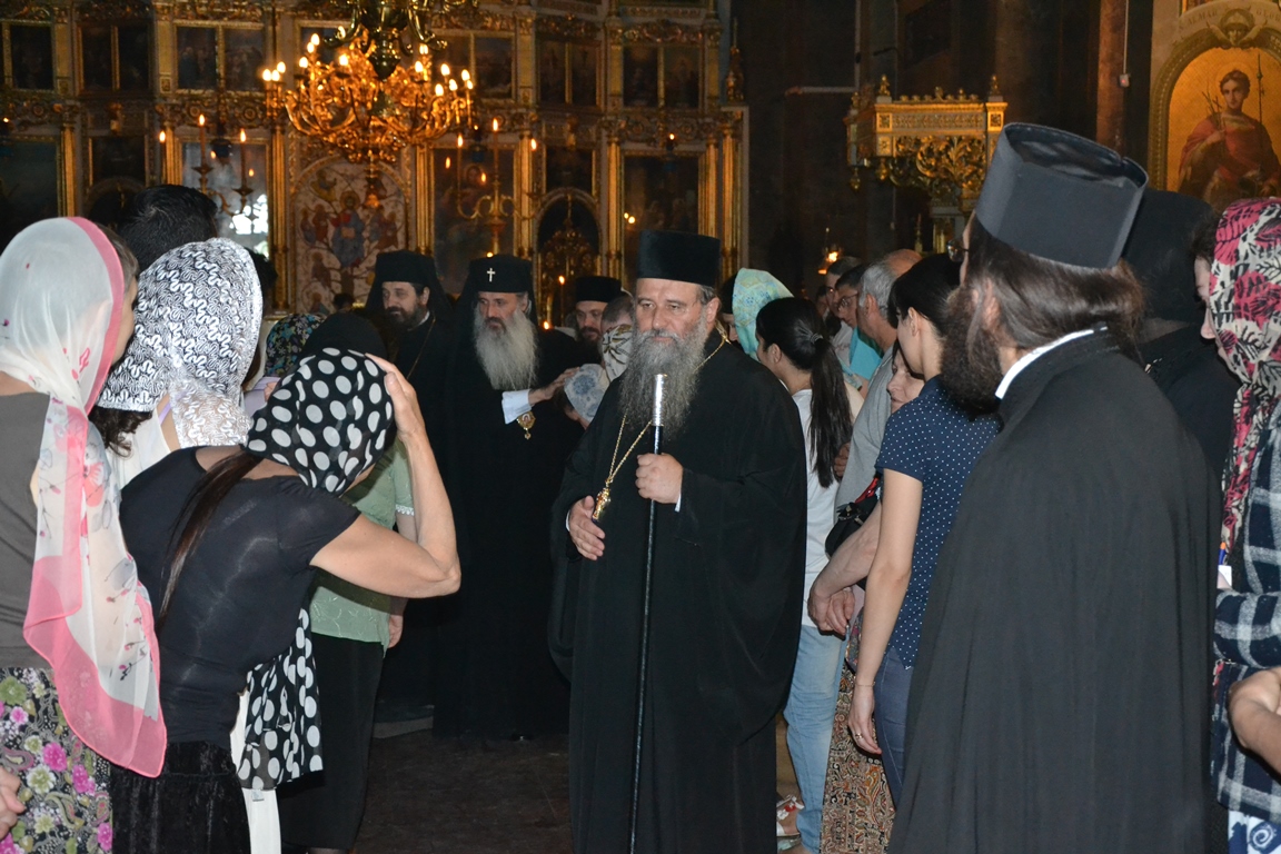 Șapte ani de Liturghie și bucurie alături de Înaltpreasfințitul Teofan