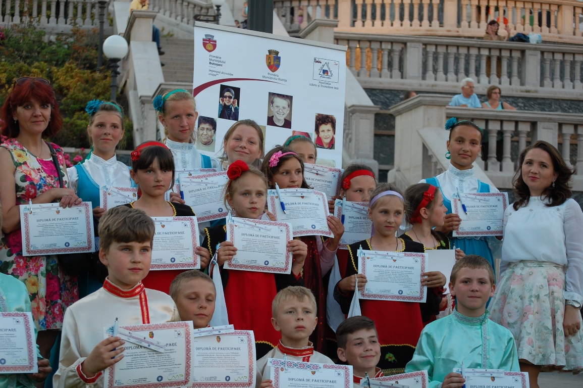 Un eveniment de succes – Festivalul multicultural de la Iași Un eveniment de succes – Festivalul multicultural de la Iași