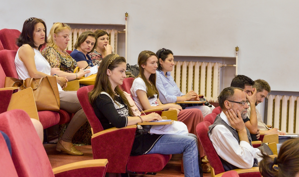 Foto: Ştefan Cojocariu Prin dezbatere publică, s-a stabilit: „Ocupația” principală a părintelui este grija față de copil