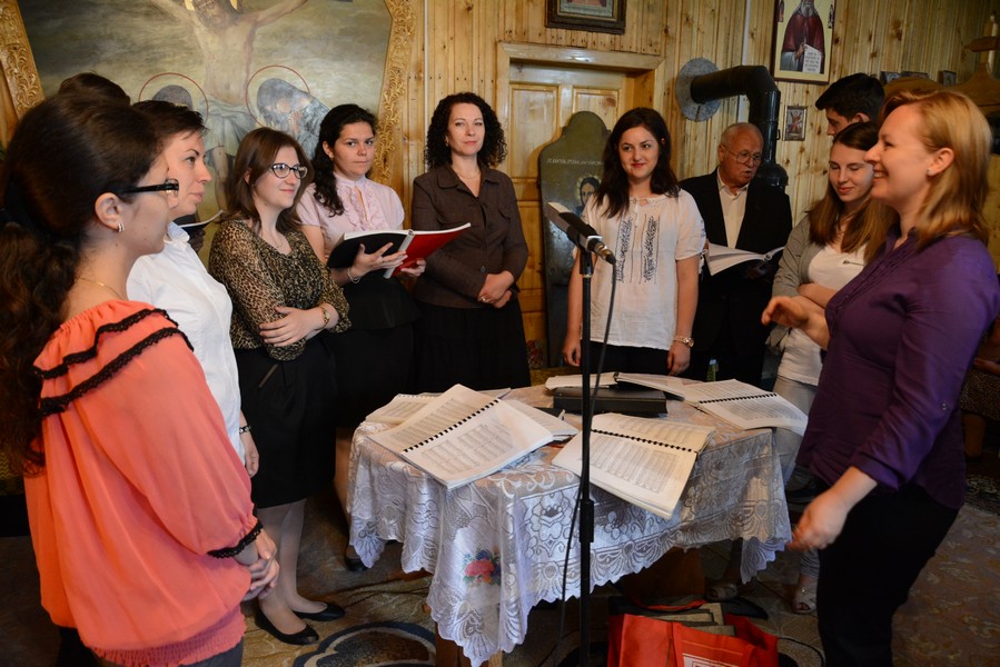 Tradiţie şi continuitate pe Valea Jijiei (GALERIE FOTO)