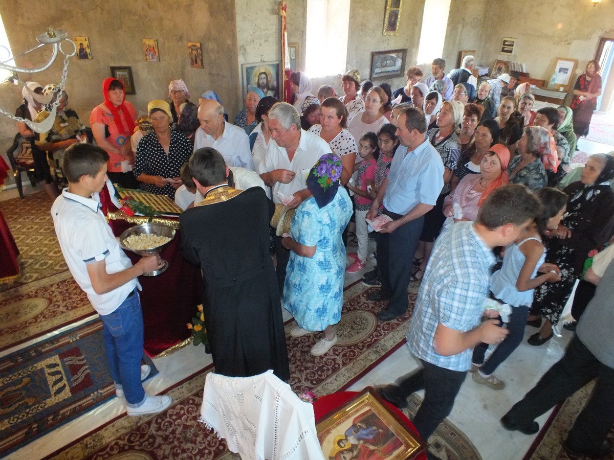 Duminica Tuturor Sfinţilor, serbată la Căueşti