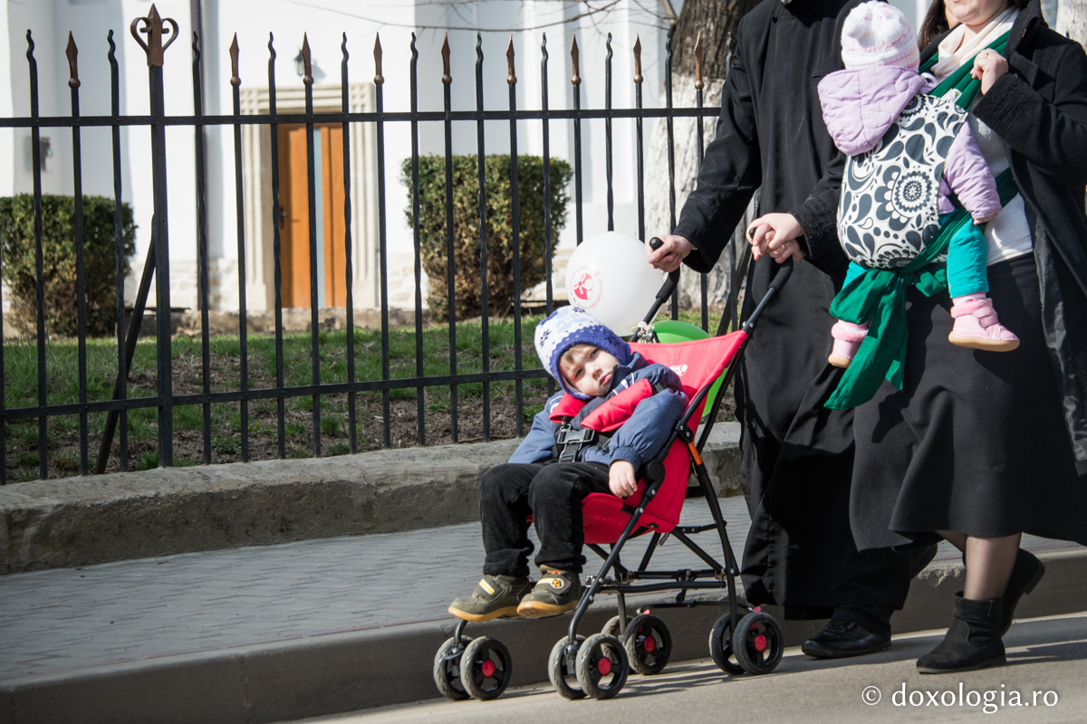 Foto: Oana Nechifor Cum trebuie împărțite responsabilitățile în familie?