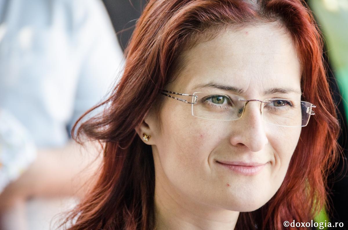 Femeia în societate