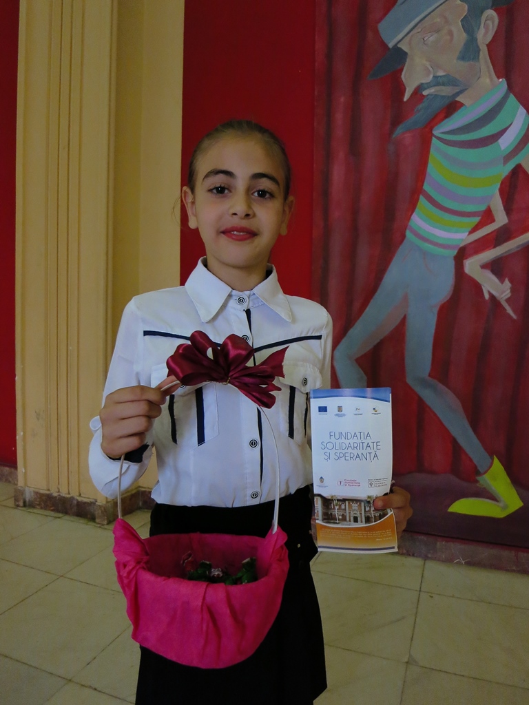 O mână întinsă pentru copiii de la centrele de zi „Casa Mia Inculeț” și „Sfânta Marina” O mână întinsă pentru copiii de la centrele de zi „Casa Mia Inculeț” și „Sfânta Marina”