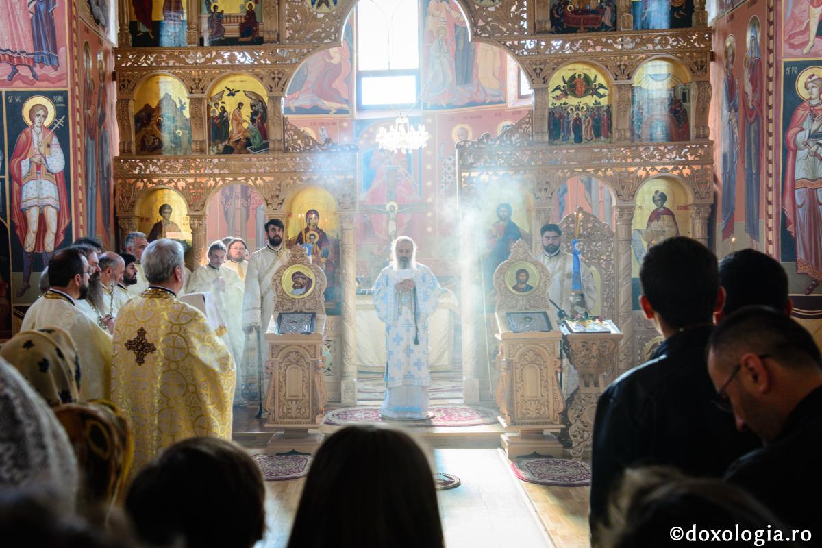 Prezența la Sfânta Liturghie