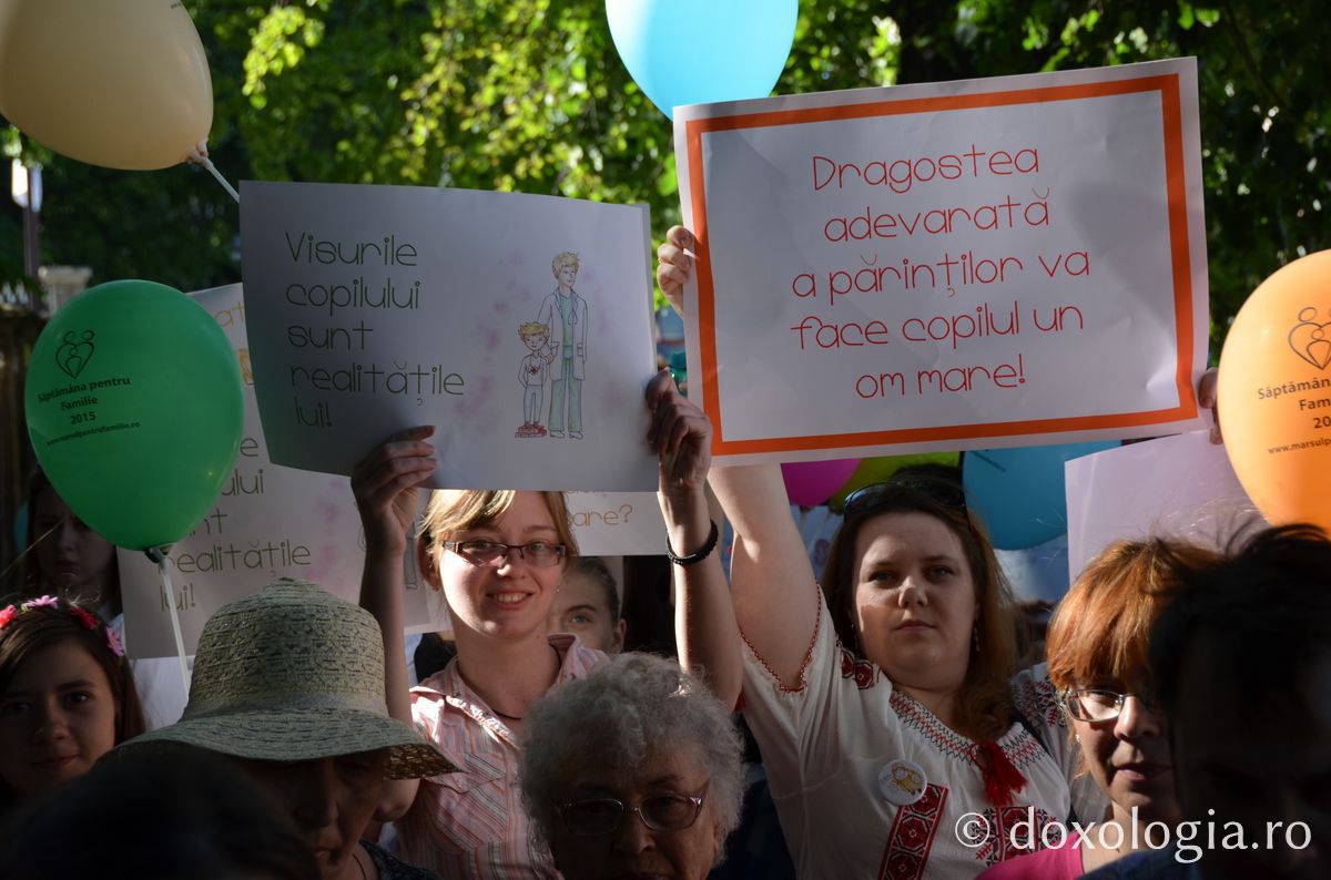 Marș pentru susținerea familiei tradiționale