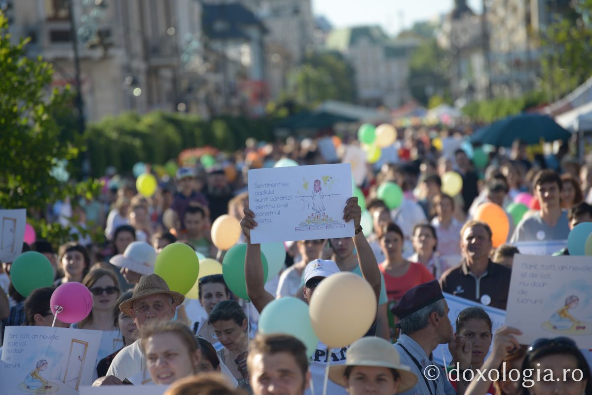 Marș pentru susținerea familiei tradiționale