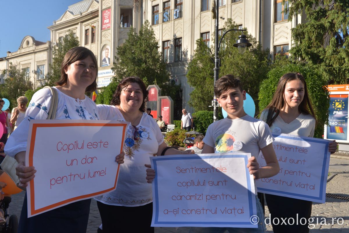 Marș pentru susținerea familiei tradiționale