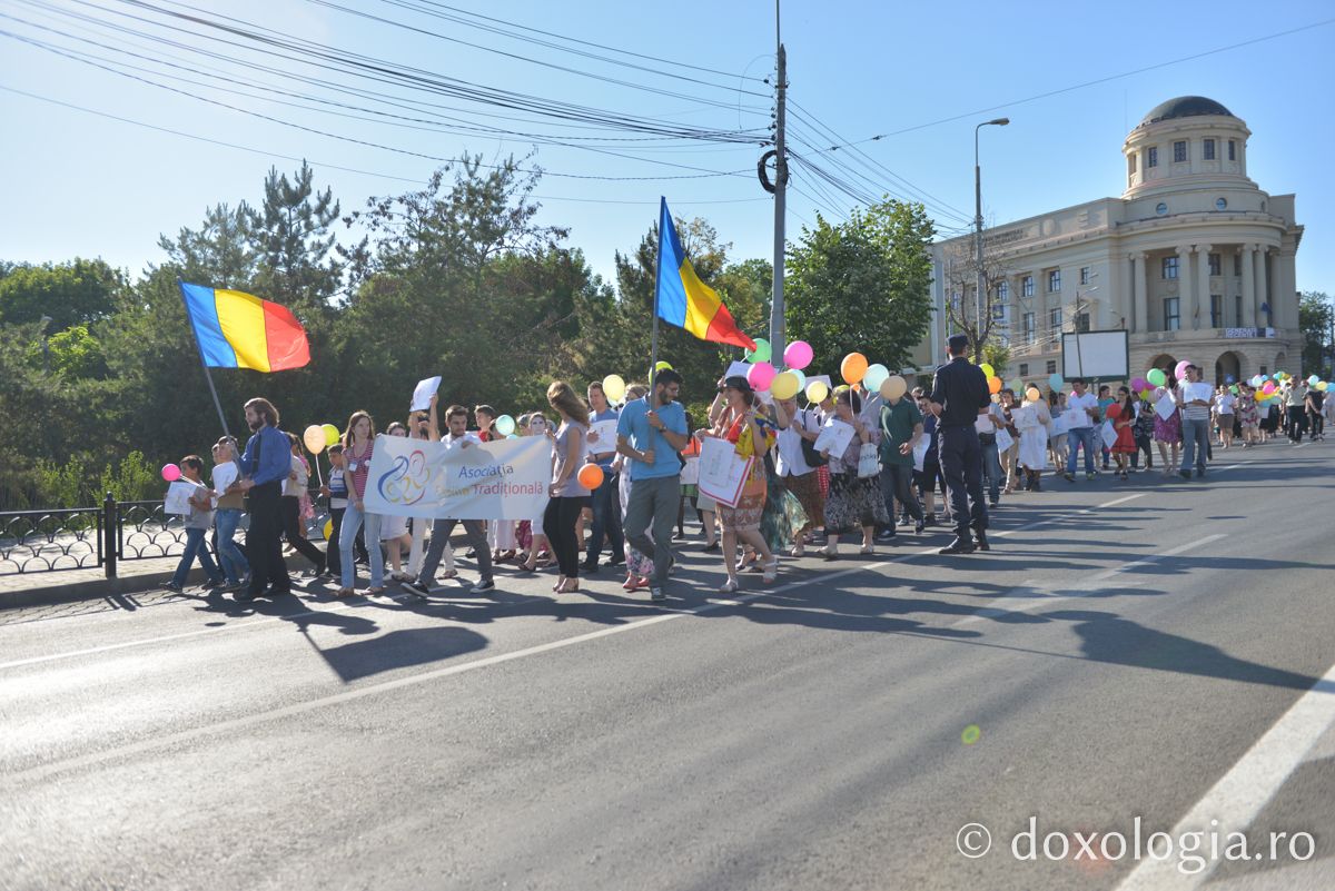 Marș pentru susținerea familiei tradiționale