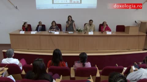 (Video) Cine educă astăzi copilul? Soluţii pentru părinţi ocupaţi – dezbatere publică