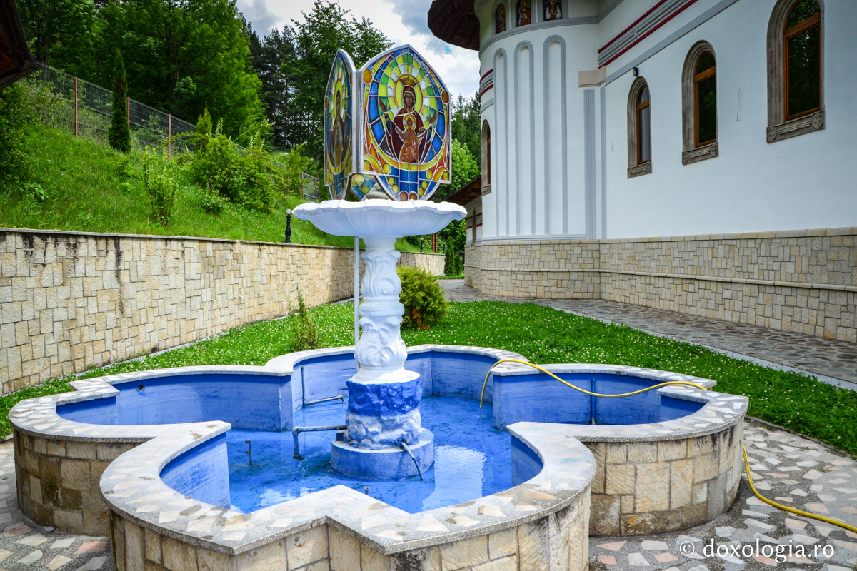 Mănăstirea Pângărați