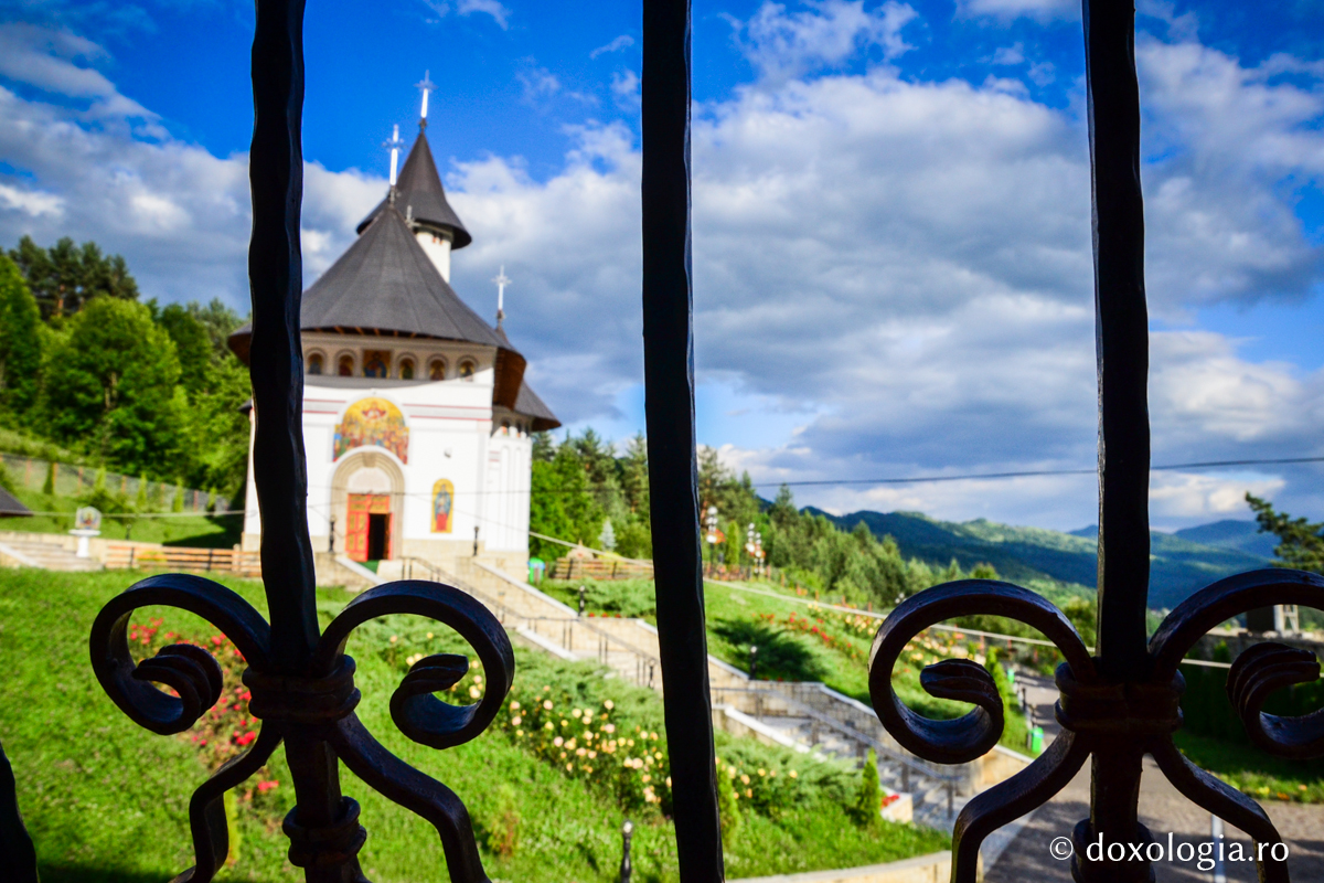 „Când pleacă starețul din mănăstire, e ca și cum am rămâne orfani”