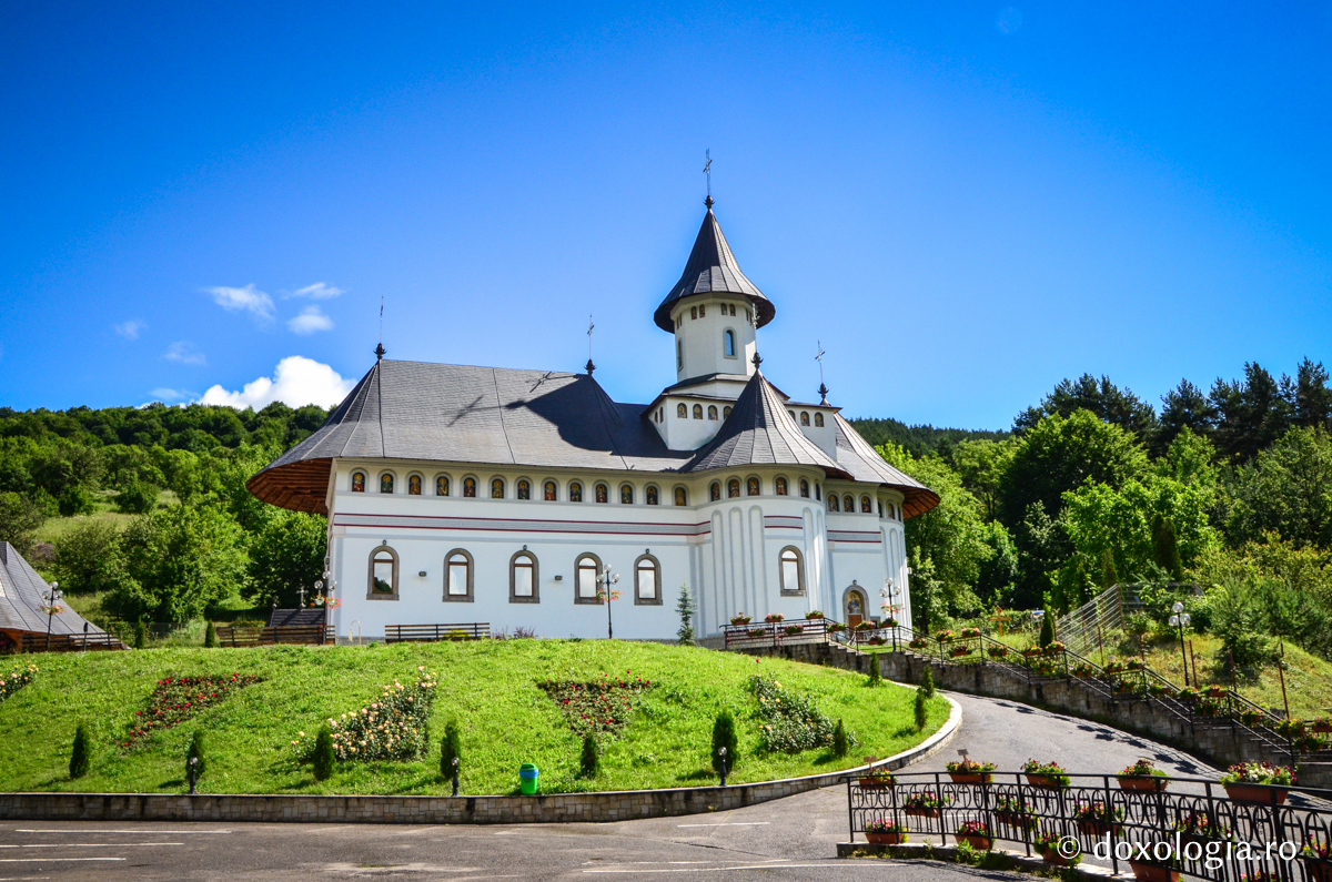 Mănăstirea Pângărați
