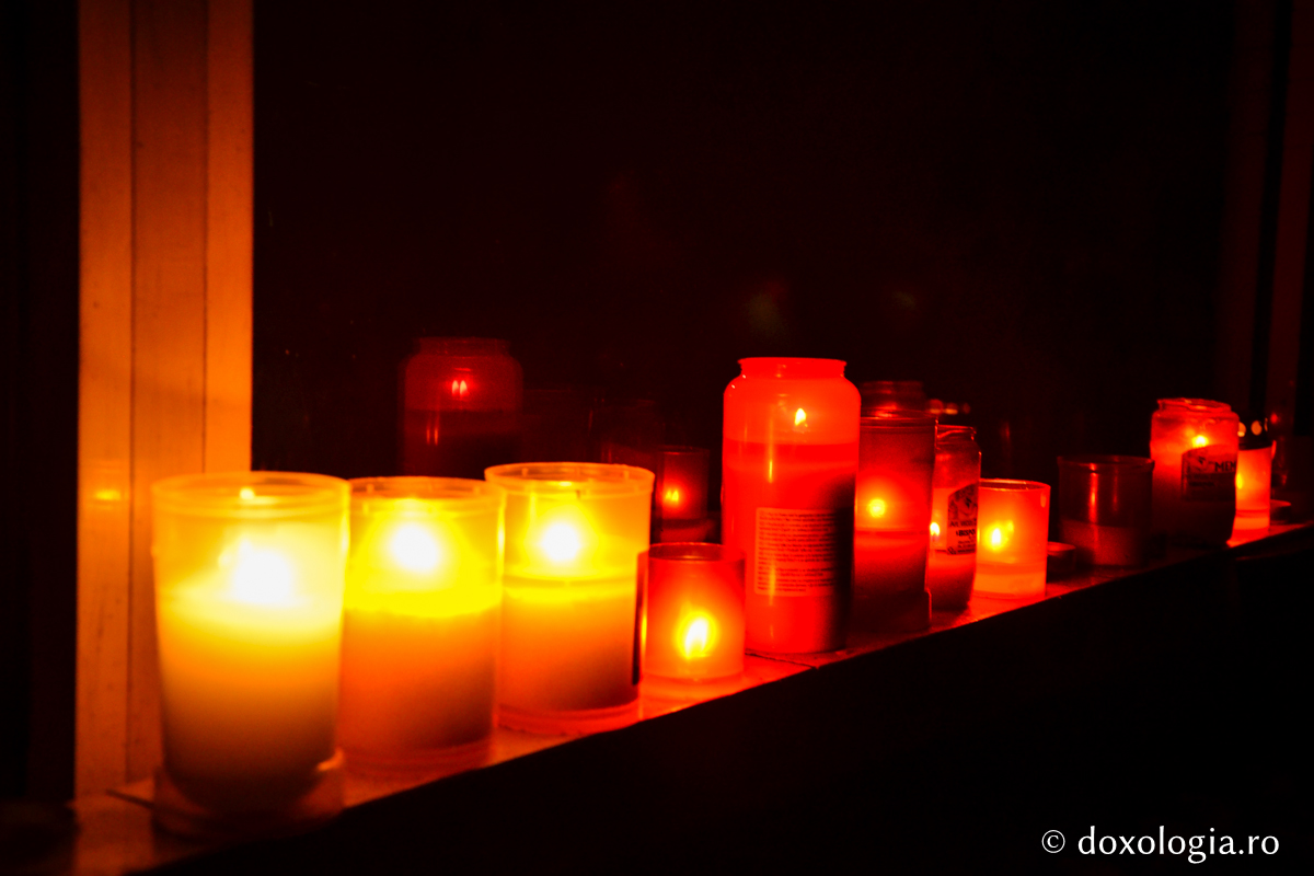 lumânări aprinse