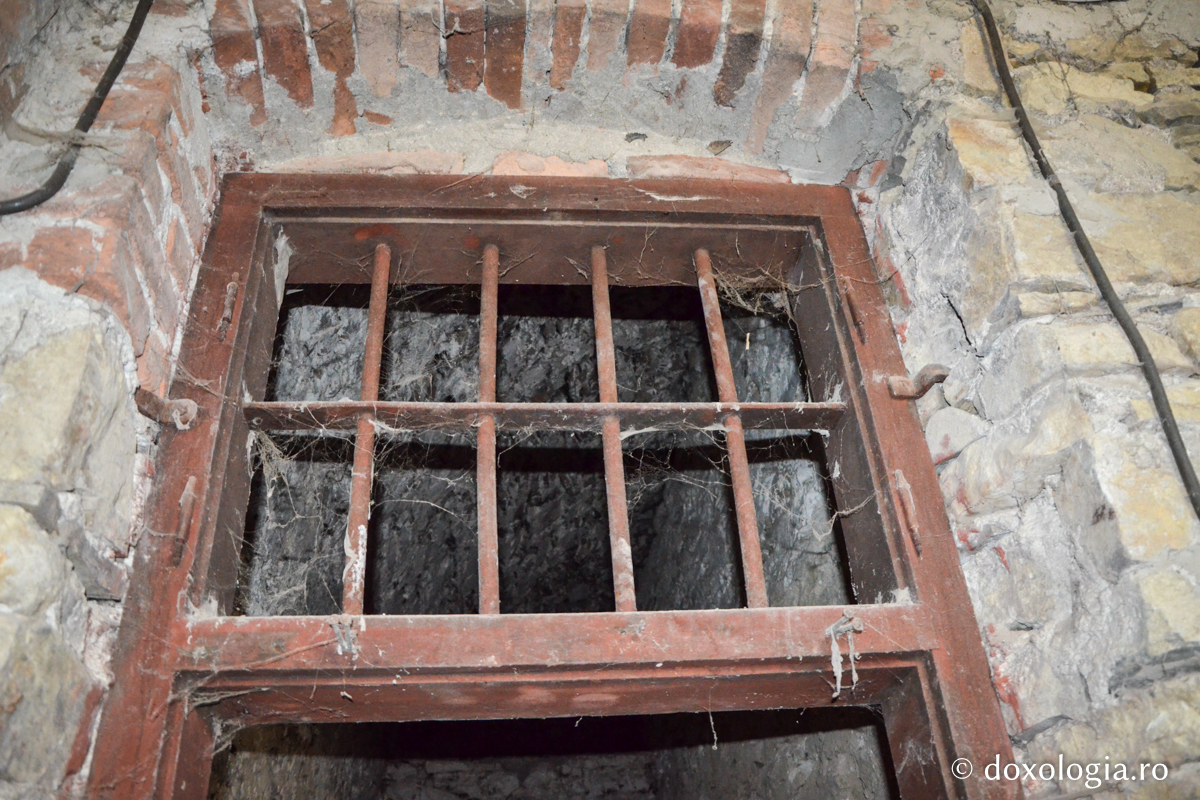 Răstignirea Mănăstirii Pângărați