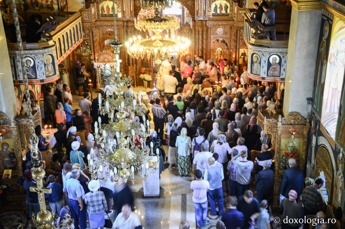 „Am găsit aici un chip de a mă apropia de Dumnezeu”