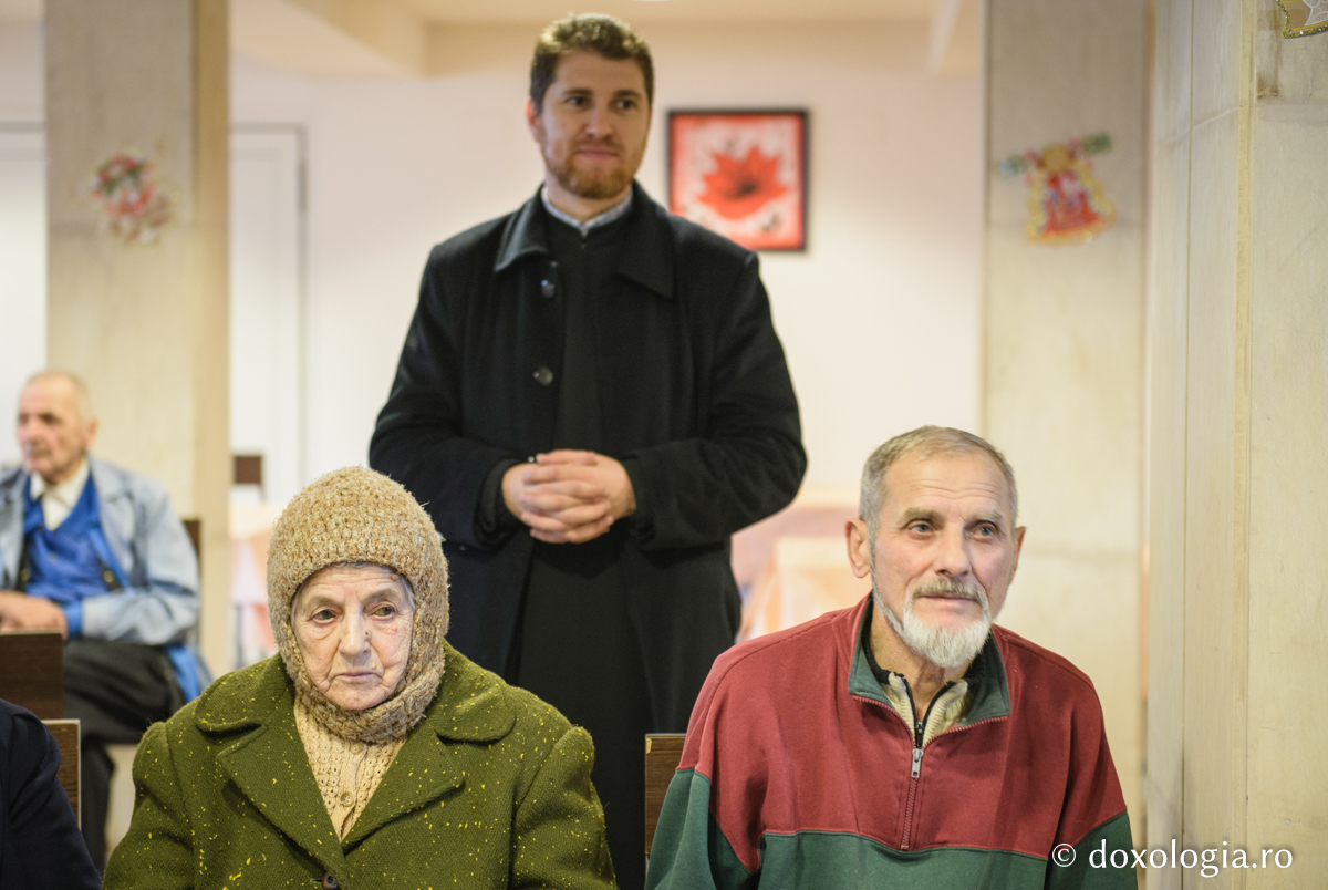 Să încurajăm tinerii să se îngrijească de bătrâni și bolnavi