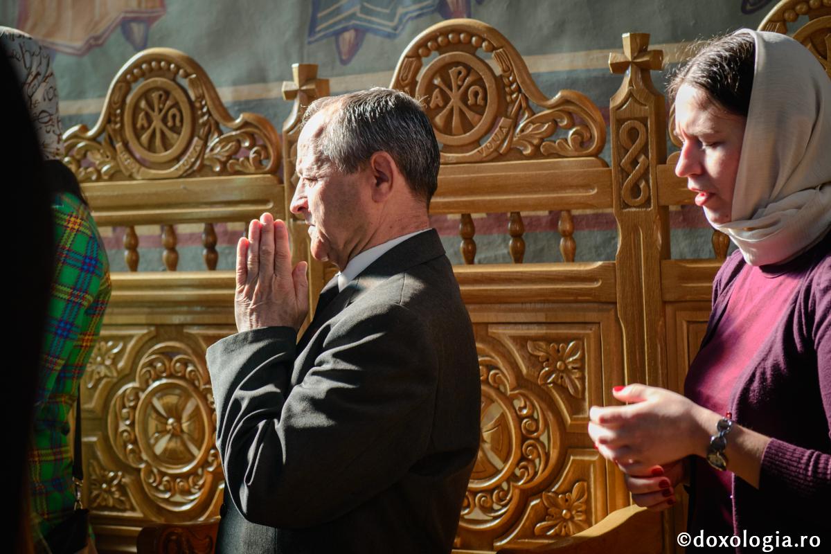 Despre cugetările din timpul rugăciunii