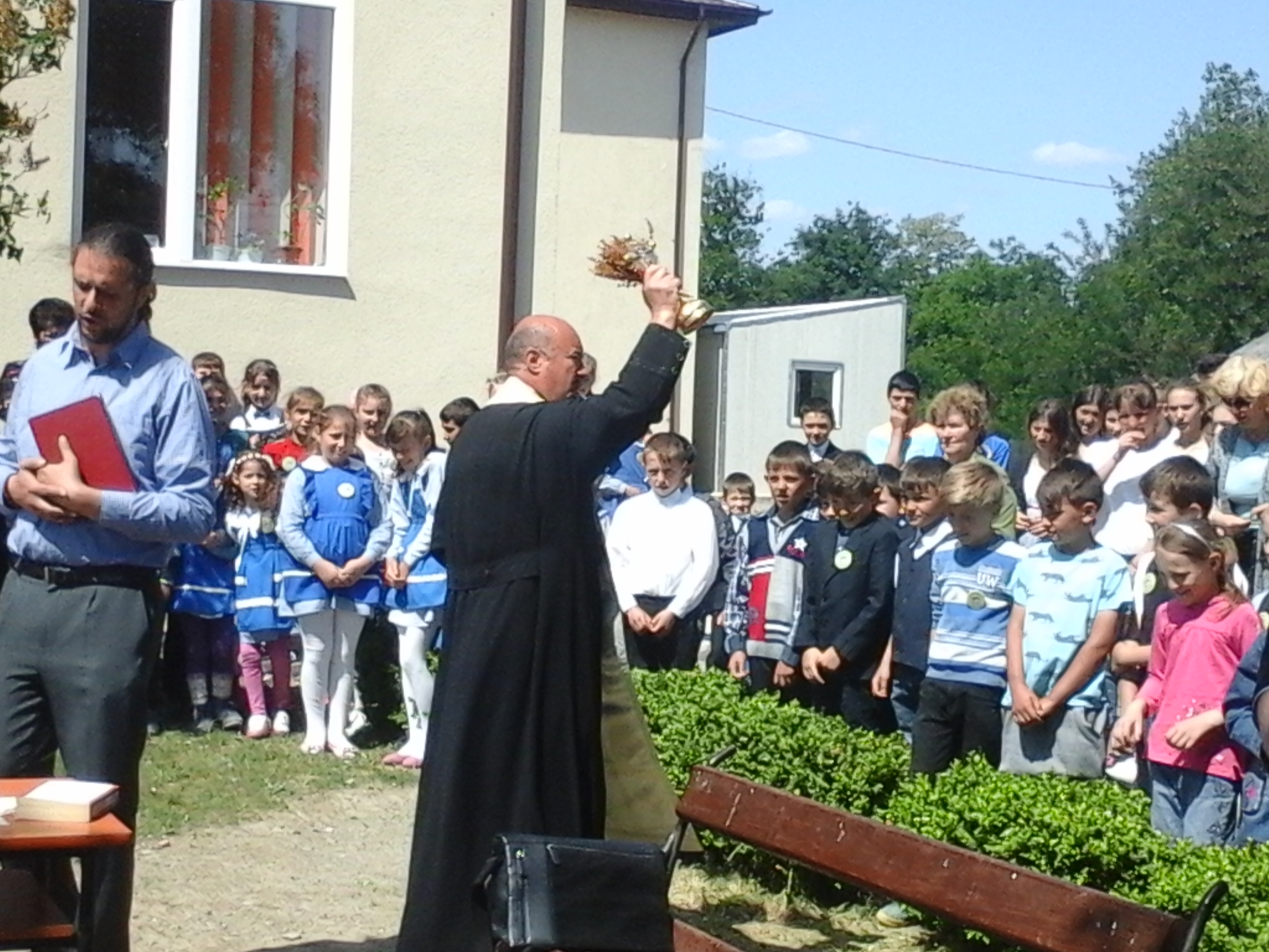 Rugăciuni de binecuvântare la Şcoala Dobreni