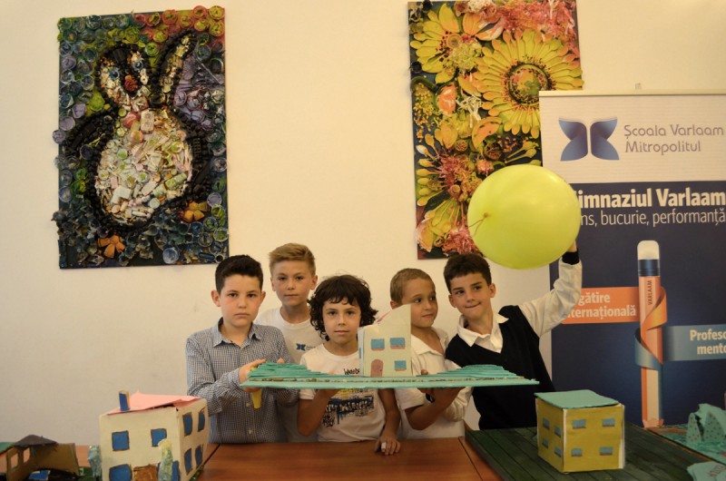Micii arhitecţi vă aşteaptă în cartierele “Varlaam”