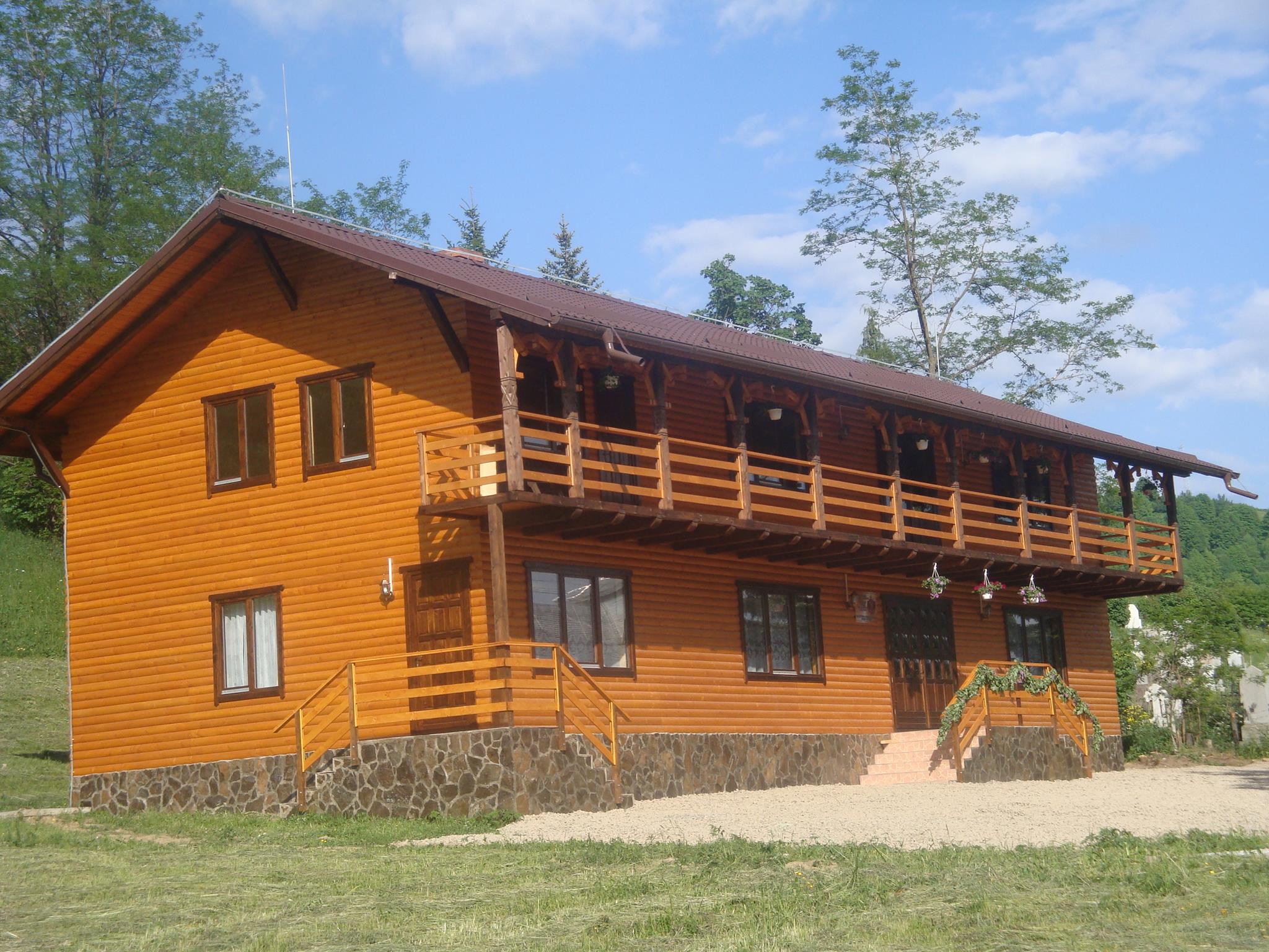 Tinerii din Ghimeș-Făget, așteptați la şcoala de vară Tinerii din Ghimeș-Făget, așteptați la şcoala de vară