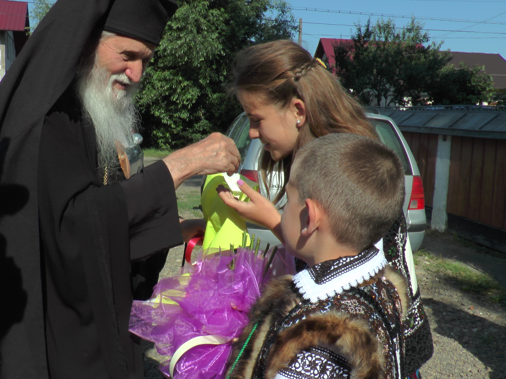 Liturghie arhierească la Frătăuţii Vechi