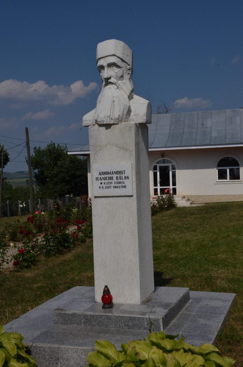 O întâlnire cu Părintele Ioanichie Bălan