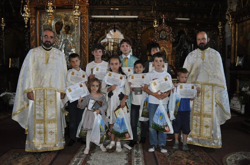 Concursul „Crezul - sinteza învăţăturii de credinţă”, la Parohia „Sf. Gheorghe Lozonschi” din Iaşi
