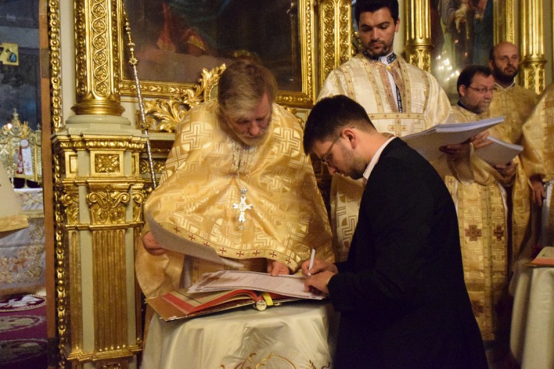 „Biserica este chemată mai mult decât oricând, într-o lume atât de bolnavă, să aducă vindecare și mângâiere” „Biserica este chemată mai mult decât oricând, într-o lume atât de bolnavă, să aducă vindecare și mângâiere”