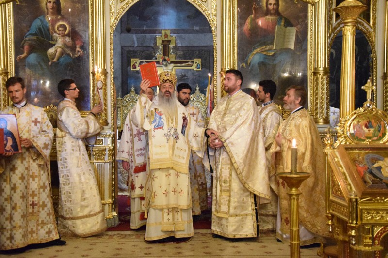 „Biserica este chemată mai mult decât oricând, într-o lume atât de bolnavă, să aducă vindecare și mângâiere” „Biserica este chemată mai mult decât oricând, într-o lume atât de bolnavă, să aducă vindecare și mângâiere”