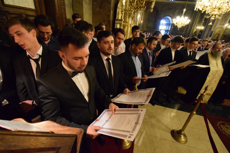 „Biserica este chemată mai mult decât oricând, într-o lume atât de bolnavă, să aducă vindecare și mângâiere” „Biserica este chemată mai mult decât oricând, într-o lume atât de bolnavă, să aducă vindecare și mângâiere”