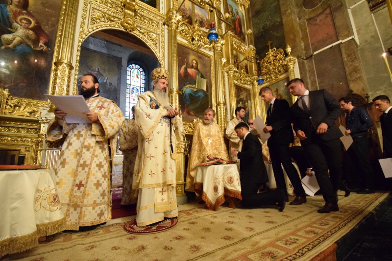 „Biserica este chemată mai mult decât oricând, într-o lume atât de bolnavă, să aducă vindecare și mângâiere” „Biserica este chemată mai mult decât oricând, într-o lume atât de bolnavă, să aducă vindecare și mângâiere”