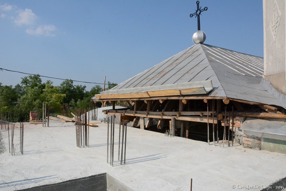 Lucrări de amploare la biserica din Andrieşeni Lucrări de amploare la biserica din Andrieşeni