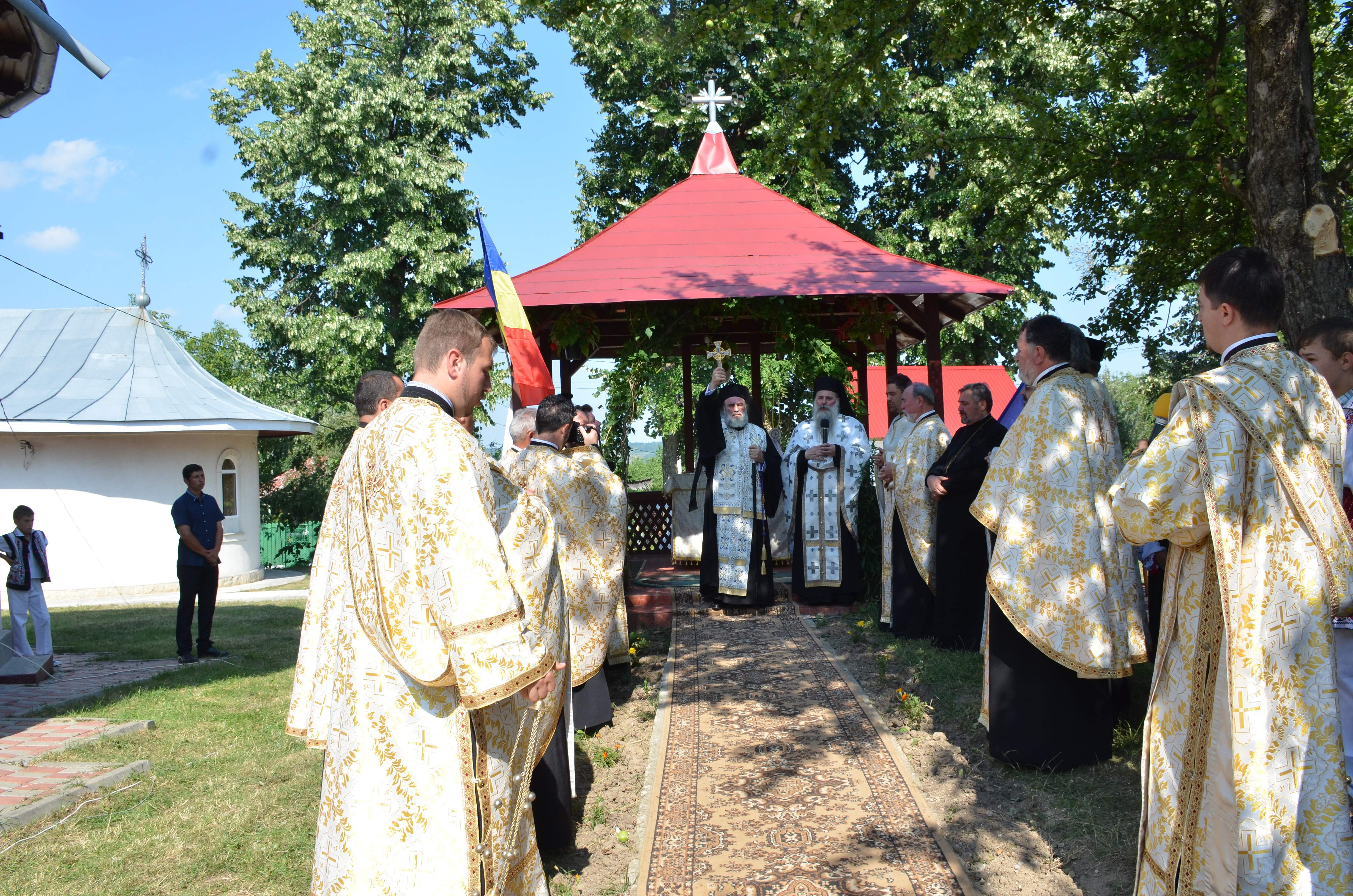 Numeroşi invitaţi de seamă la prima ediţie a Simpozionului naţional „Stăniţa - pagini de istorie, cultură şi spiritualitate“ (GALERIE FOTO) Numeroşi invitaţi de seamă la prima ediţie a Simpozionului naţional „Stăniţa - pagini de istorie, cultură şi spiritualitate“ (GALERIE FOTO)