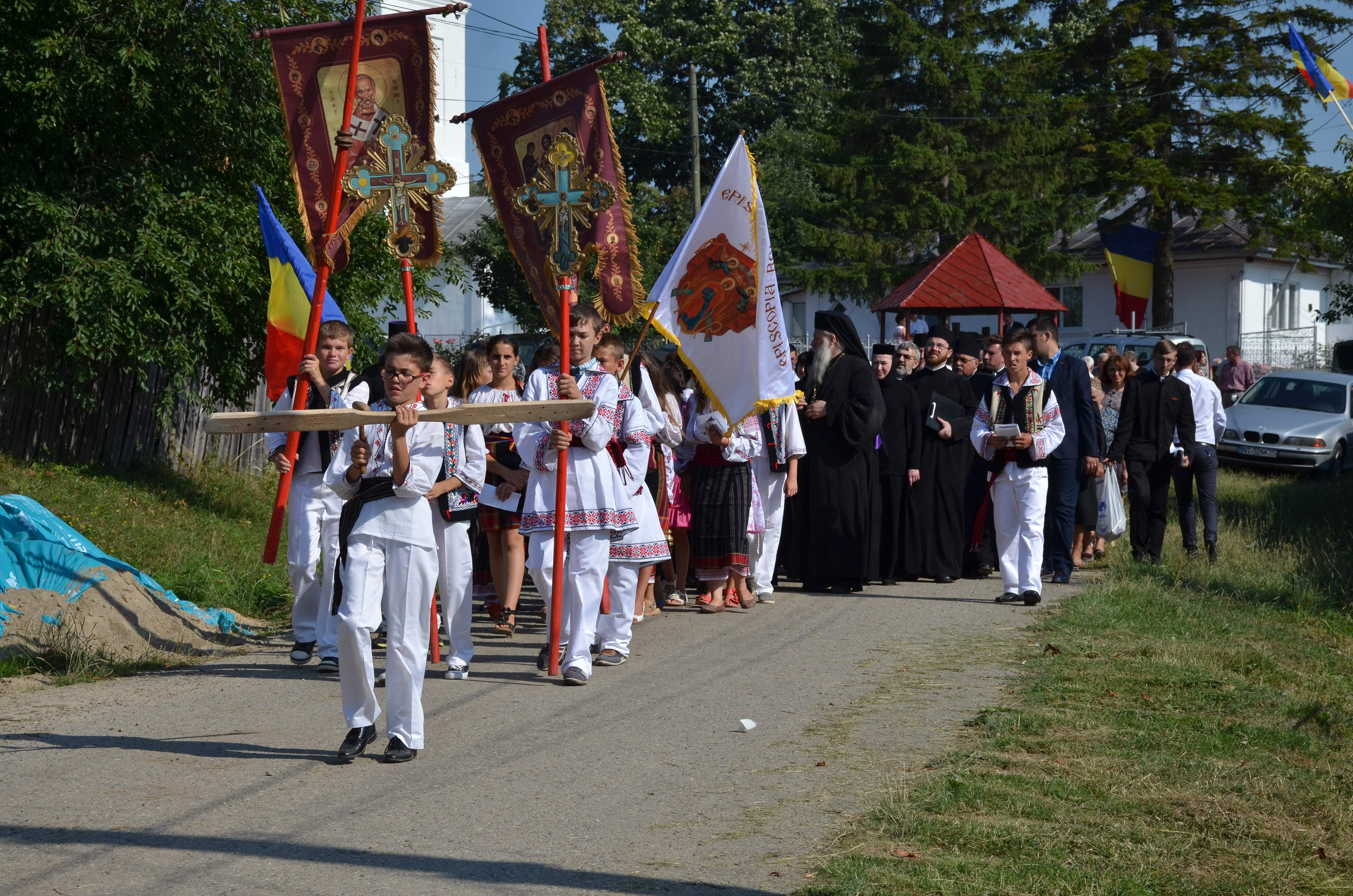 Numeroşi invitaţi de seamă la prima ediţie a Simpozionului naţional „Stăniţa - pagini de istorie, cultură şi spiritualitate“ (GALERIE FOTO) Numeroşi invitaţi de seamă la prima ediţie a Simpozionului naţional „Stăniţa - pagini de istorie, cultură şi spiritualitate“ (GALERIE FOTO)