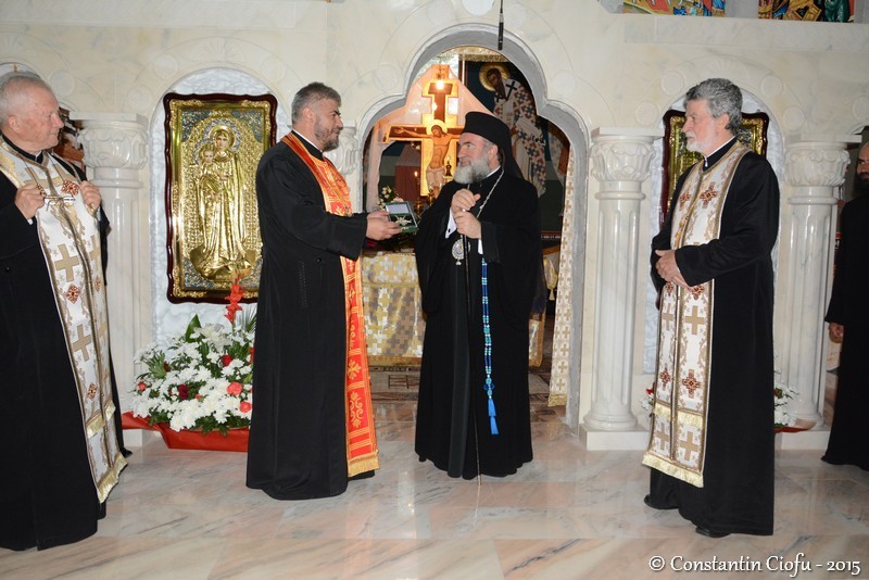 Vecernie arhierească în Biserica "Sfântul Iulian din Tars" (GALERIE FOTO) Vecernie arhierească în Biserica "Sfântul Iulian din Tars" (GALERIE FOTO)