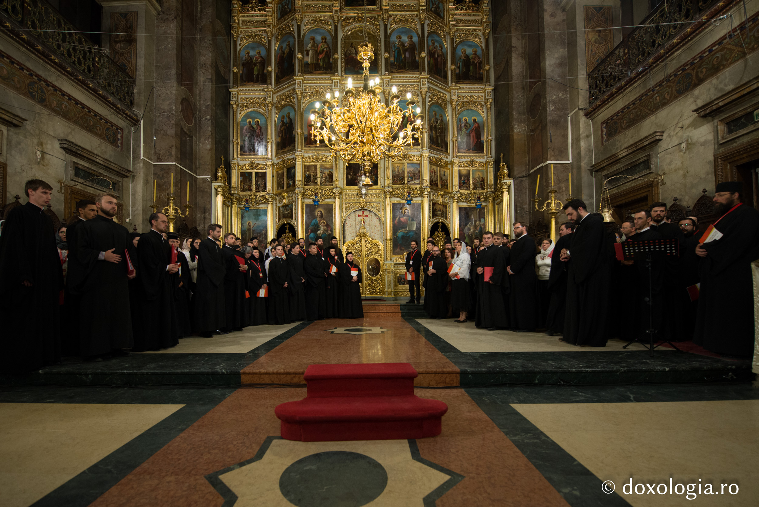 Cea de a VIII-a ediţie a Masterclass-ului Internaţional de Cânt Bizantin, la final