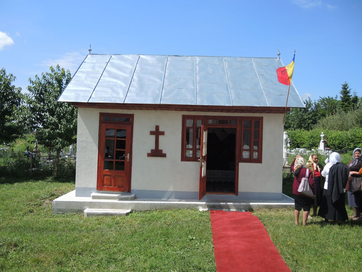 IPS Teofan: „Dacă la grijile vieții nu adăugăm și gândul la Dumnezeu, vom realiza la sfârșitul vieții că ne-am străduit degeaba”