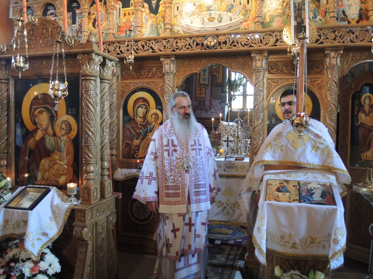 IPS Teofan: „Dacă la grijile vieții nu adăugăm și gândul la Dumnezeu, vom realiza la sfârșitul vieții că ne-am străduit degeaba”