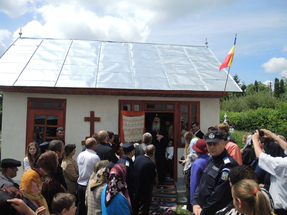 IPS Teofan: „Dacă la grijile vieții nu adăugăm și gândul la Dumnezeu, vom realiza la sfârșitul vieții că ne-am străduit degeaba”