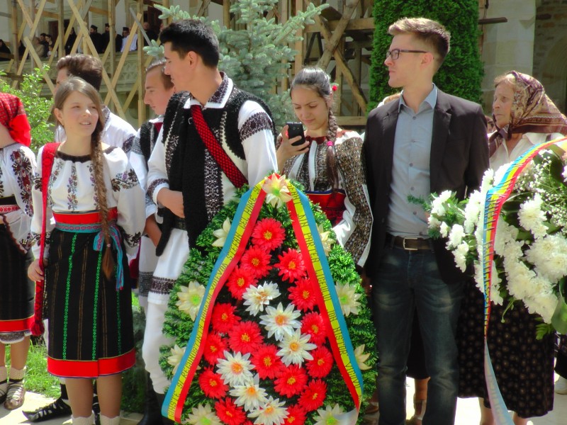 Binecredinciosului Voievod Ştefan cel Mare şi Sfânt, sărbătorit la Putna de un sobor cu şase ierarhi şi 138 de preoţi