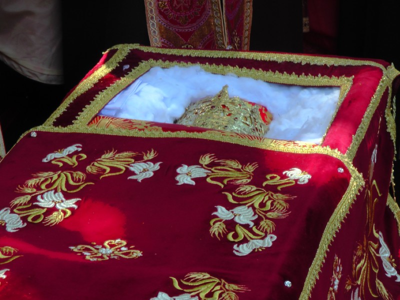 Peste 20.000 de credincioși s-au rugat Sfântului Ioan cel Nou de la Suceava (GALERIE FOTO)